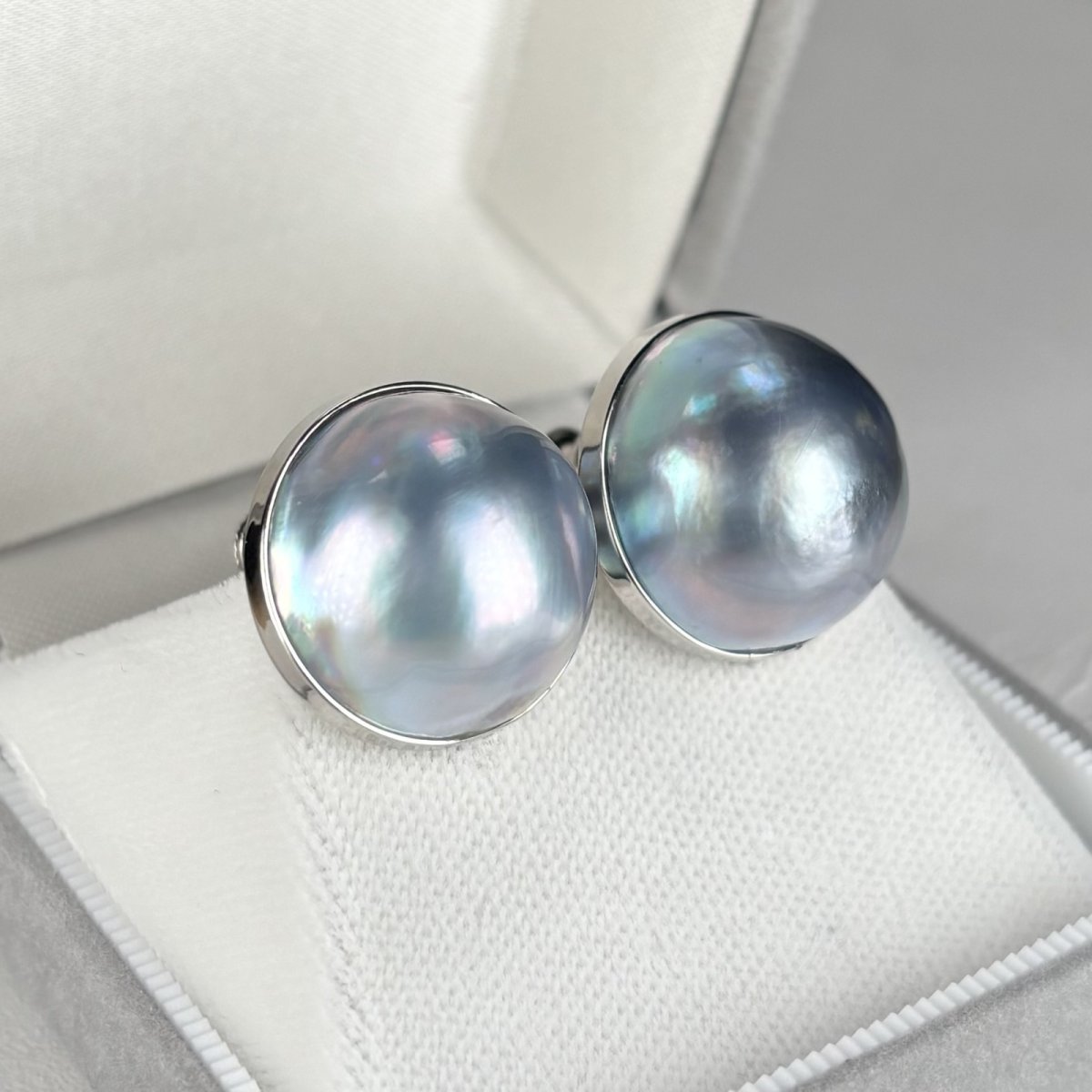 ≪再入荷≫マベ真珠 パールピアス イヤリング グレー 無調色 16-17.5ｍｍ 半円 シルバー製 SV925