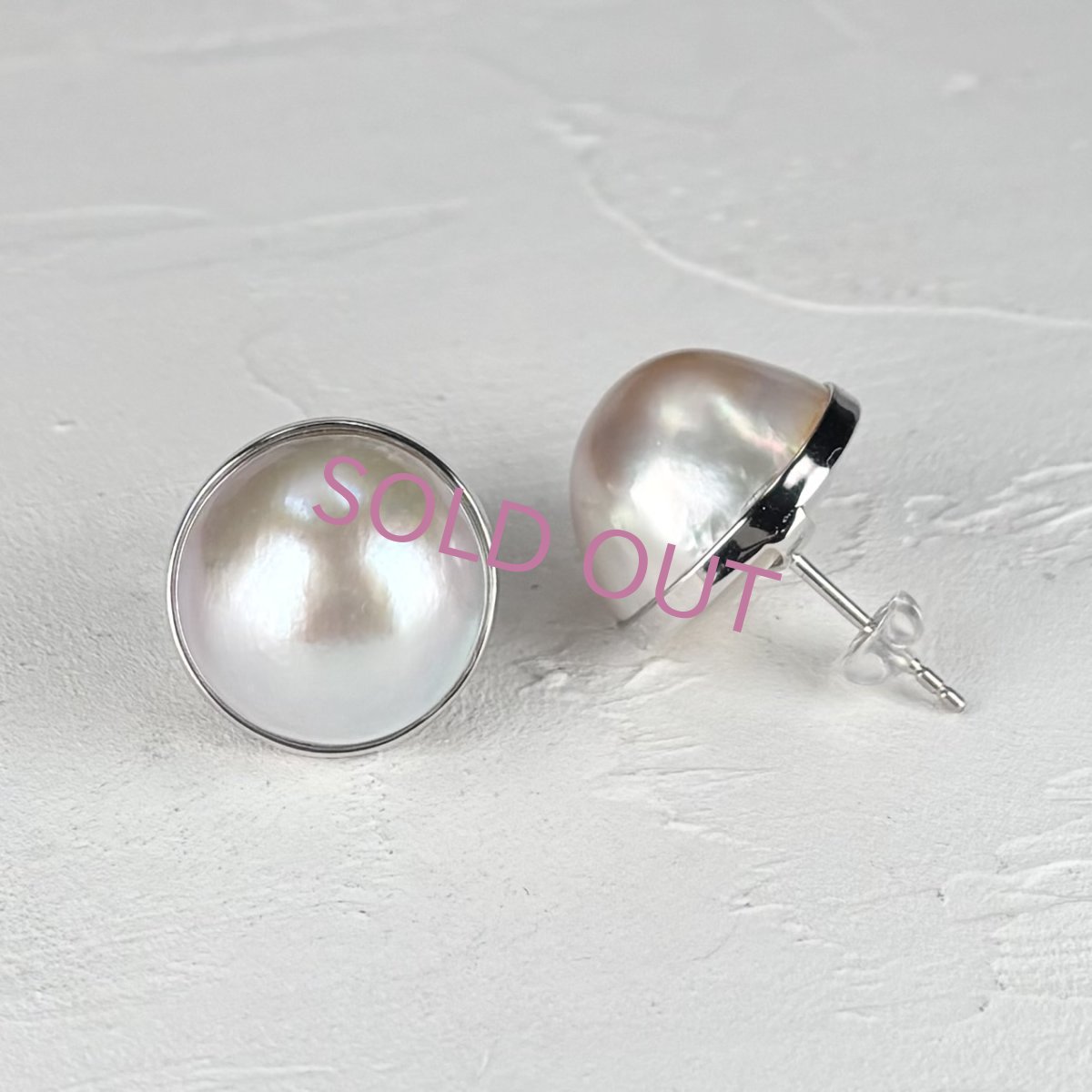 画像5: ≪再入荷≫マベ真珠 パールピアス イヤリング ホワイト 16-16.5ｍｍ 半円 SV925   (5)