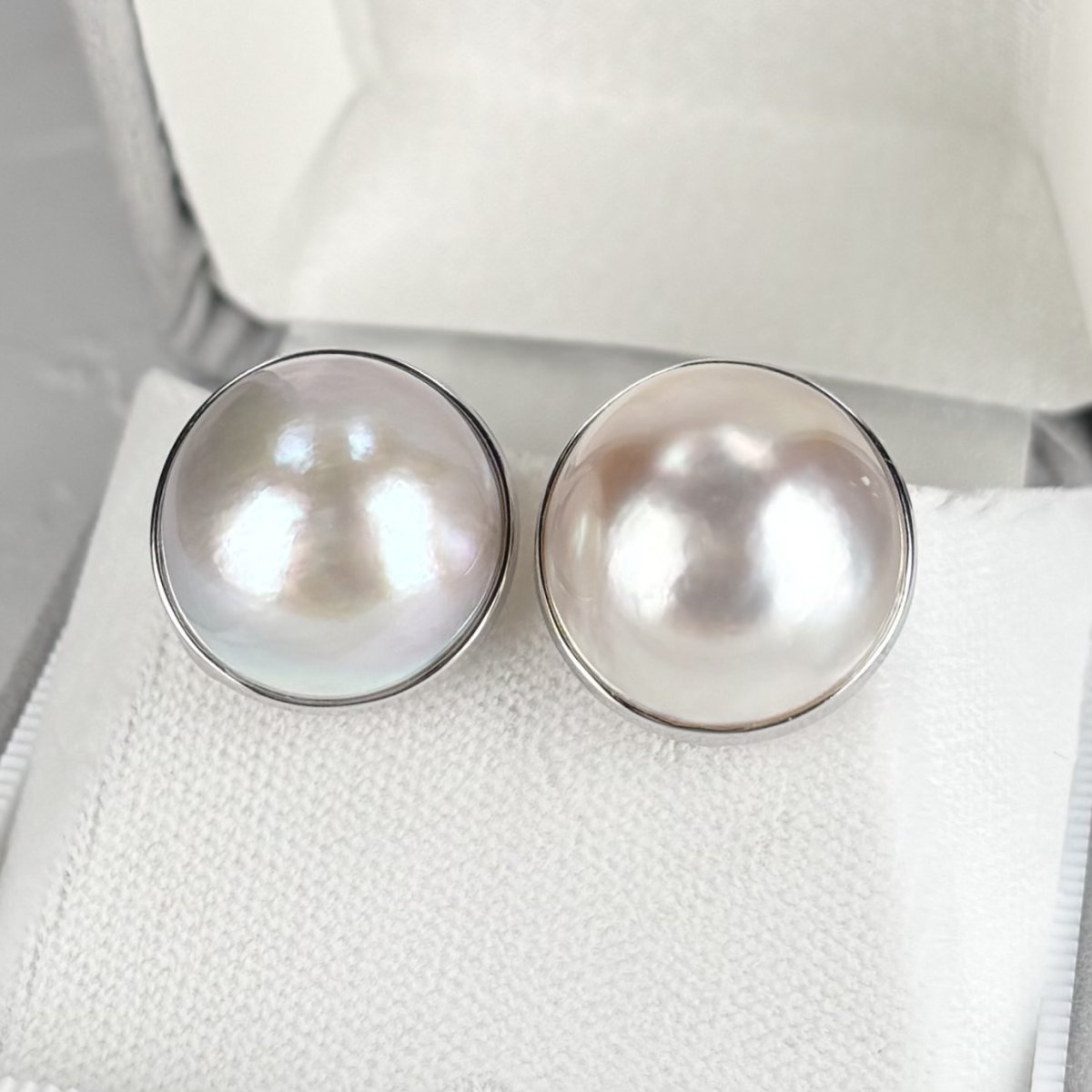 画像1: ≪再入荷≫マベ真珠 パールピアス イヤリング ホワイト 16-16.5ｍｍ 半円 SV925   (1)