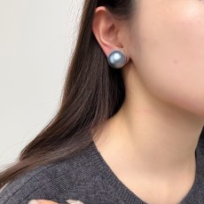 ≪再入荷≫マベ真珠 パールピアス イヤリング グレー 無調色 16-17.5ｍｍ 半円 シルバー製 SV925