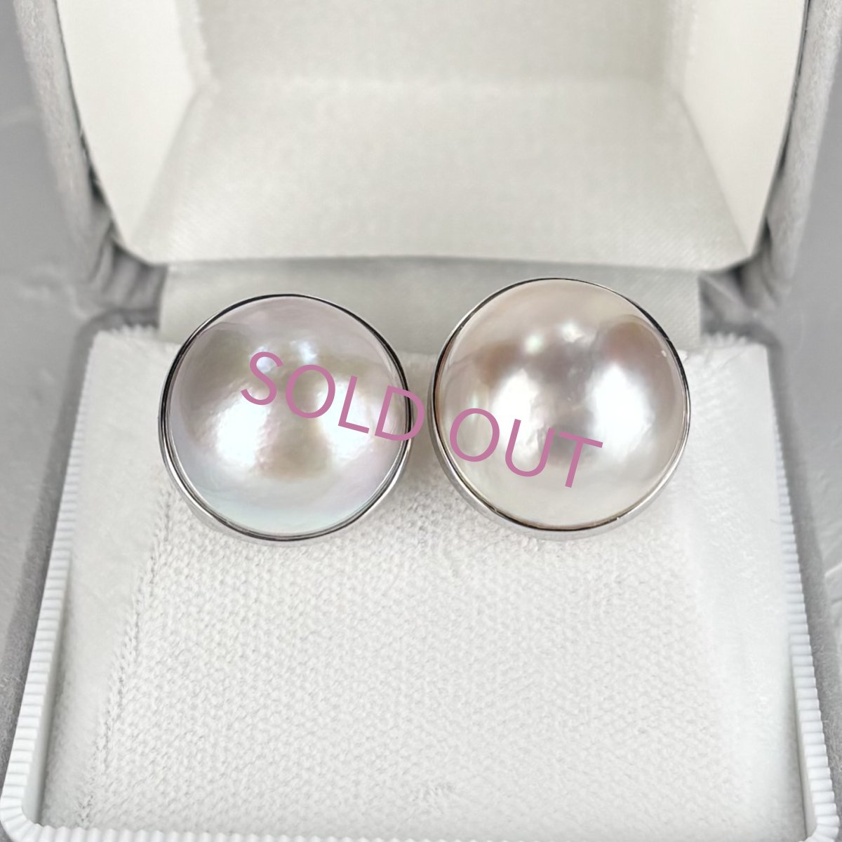 画像2: ≪再入荷≫マベ真珠 パールピアス イヤリング ホワイト 16-16.5ｍｍ 半円 SV925   (2)