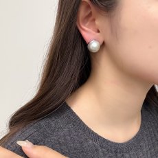 画像7: ≪再入荷≫マベ真珠 パールピアス イヤリング ホワイト 16-16.5ｍｍ 半円 SV925   (7)