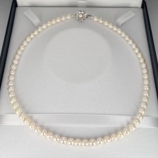 画像2: アコヤ真珠 パールネックレス ホワイト 6-6.5mm ラウンド 約42cｍ GIA宝石鑑定士保証書付き (2)
