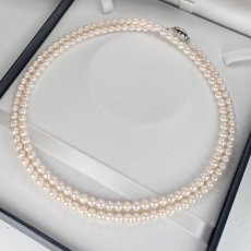 画像1: アコヤ真珠 ベビーパールロングネックレス 5-5.5mm ラウンド ホワイト 83.5cm GIA宝石鑑定士保証書 パールクロス付き (1)