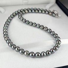 画像4: アコヤ黒真珠 ブラックパールネックレス(ブルー,グリーン系) 6.5-7ｍｍ ラウンド〜セミラウンド 約42cm シルバー製 GIA宝石鑑定士保証書付き (4)