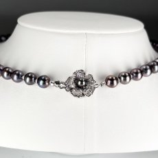 画像8: アコヤ黒真珠 ブラックパールネックレス(紫,グリーン系) 6.5-7ｍｍ ラウンド〜セミラウンド 約42cm シルバー製 GIA宝石鑑定士保証書付き (8)