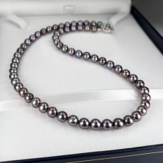 画像4: アコヤ黒真珠 ブラックパールネックレス(紫,グリーン系) 6.5-7ｍｍ ラウンド〜セミラウンド 約42cm シルバー製 GIA宝石鑑定士保証書付き (4)