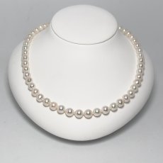 画像2: アコヤ真珠 パールネックレス ホワイト 7.5-8mm セミラウンド バロック 約45cｍ GIA宝石鑑定士保証書 パールクロス付き (2)