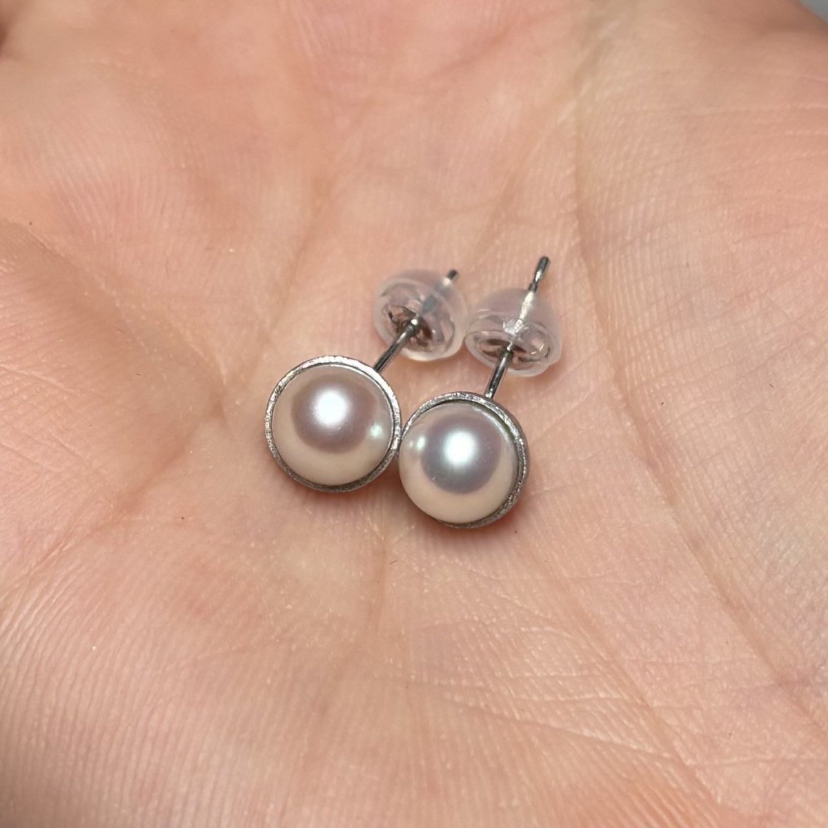 【1点物】アコヤ真珠 パールピアス 6.5-7ｍｍ ホワイト ラウンド K18WG　