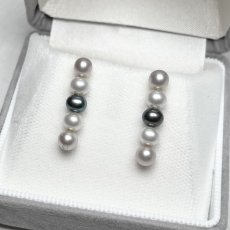 画像1: 淡水真珠 5連パールピアス ベビーパール 4-5ｍｍ オフラウンド グレー ホワイト ブラック K14WG　　 (1)