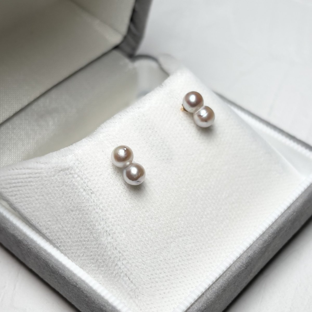 画像3: アコヤ真珠 ツインパールピアス 4-5ｍｍ シルバーグレー 無調色 K18YG K14WG K10PG  (3)
