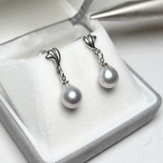 画像3: アコヤ真珠 ドロップパールイヤリング 7.5-8mm ナチュラルグレー 無調色 シルバー製 ネジバネ式 1点物 (3)