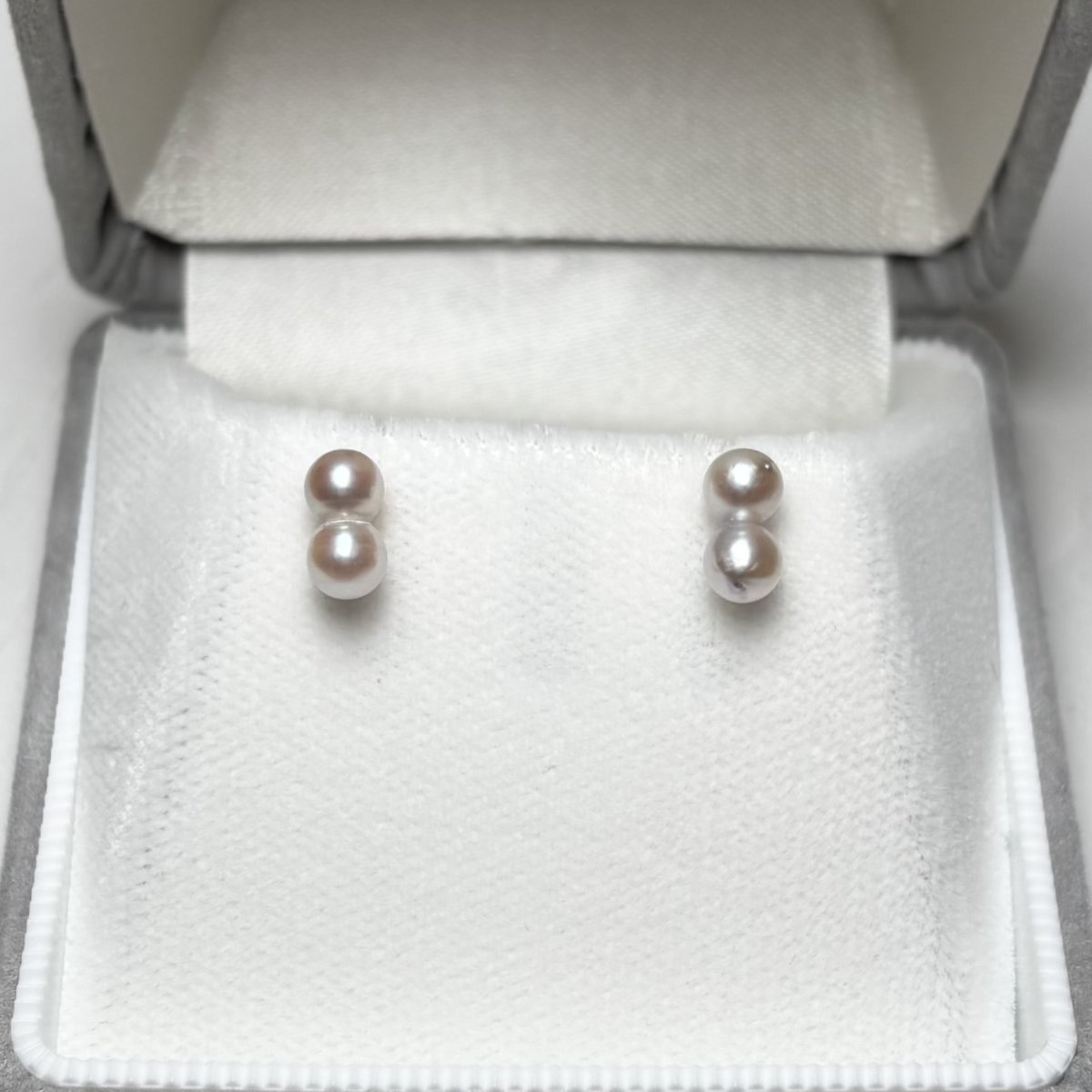 画像2: アコヤ真珠 ツインパールピアス 4-5ｍｍ シルバーグレー 無調色 K18YG K14WG K10PG  (2)