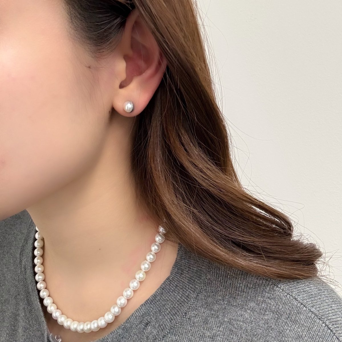 画像5: 【1点物】アコヤ真珠 パールピアス 6.5-7ｍｍ ホワイト ラウンド K18WG　 (5)