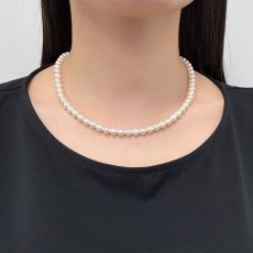 画像4: アコヤ真珠 パールネックレス 6-6.5mm ホワイト ラウンド 約42.5cm GIA宝石鑑定士保証書 パールクロスつき 1点物 (4)