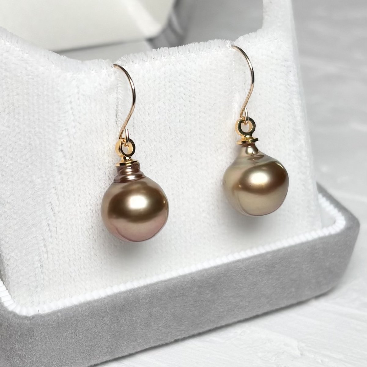 画像3: 黒蝶真珠 ショコラブラウンパールピアス 9mm バロック ショコラブラウン 調色  K10YG フックピアス GIA宝石鑑定士保証書付き  (3)