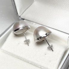 画像4: マベ真珠 パールピアス ホワイト 15-16.5ｍｍ 半円 SV925  (4)
