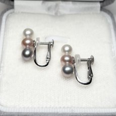 画像6: 【再入荷】淡水真珠 3連パールピアス イヤリング 5-6ｍｍ ホワイト ピンク グレー オフラウンド   K10YG (6)