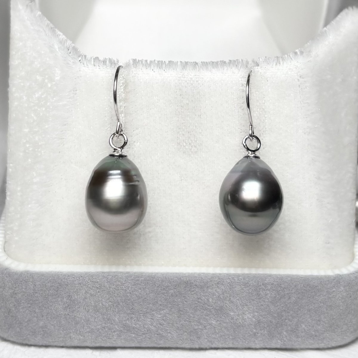 黒蝶真珠 フックパールピアス ドロップ型 ブラック K14WG GIA宝石鑑定士保証書付き