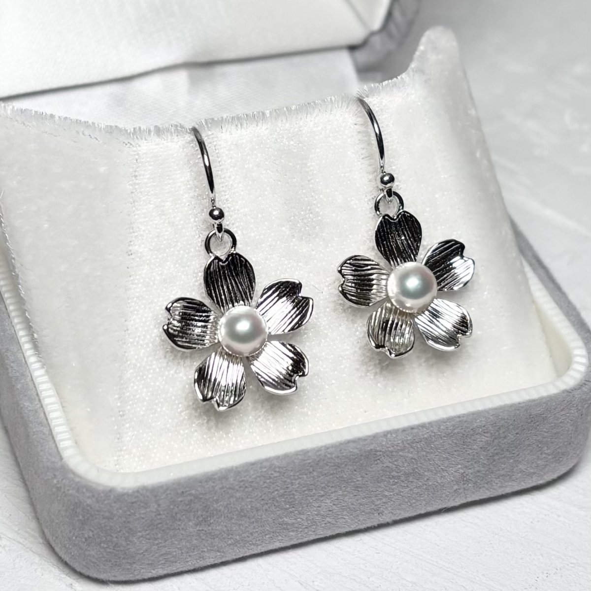 画像7: アコヤ真珠 桜 パールピアス イヤリング 4.5-5mm ホワイト ラウンド SV925製 フックタイプ 直結タイプ (7)