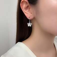 画像8: アコヤ真珠 桜 パールピアス イヤリング 4.5-5mm ホワイト ラウンド SV925製 フックタイプ 直結タイプ (8)