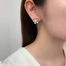 画像4: アコヤ真珠 桜 パールピアス イヤリング 4.5-5mm ホワイト ラウンド SV925製 フックタイプ 直結タイプ (4)
