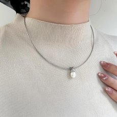 画像4: 淡水真珠 オメガネックレス 8-10ｍｍ バロック シルバー製 SV製 40cm (4)