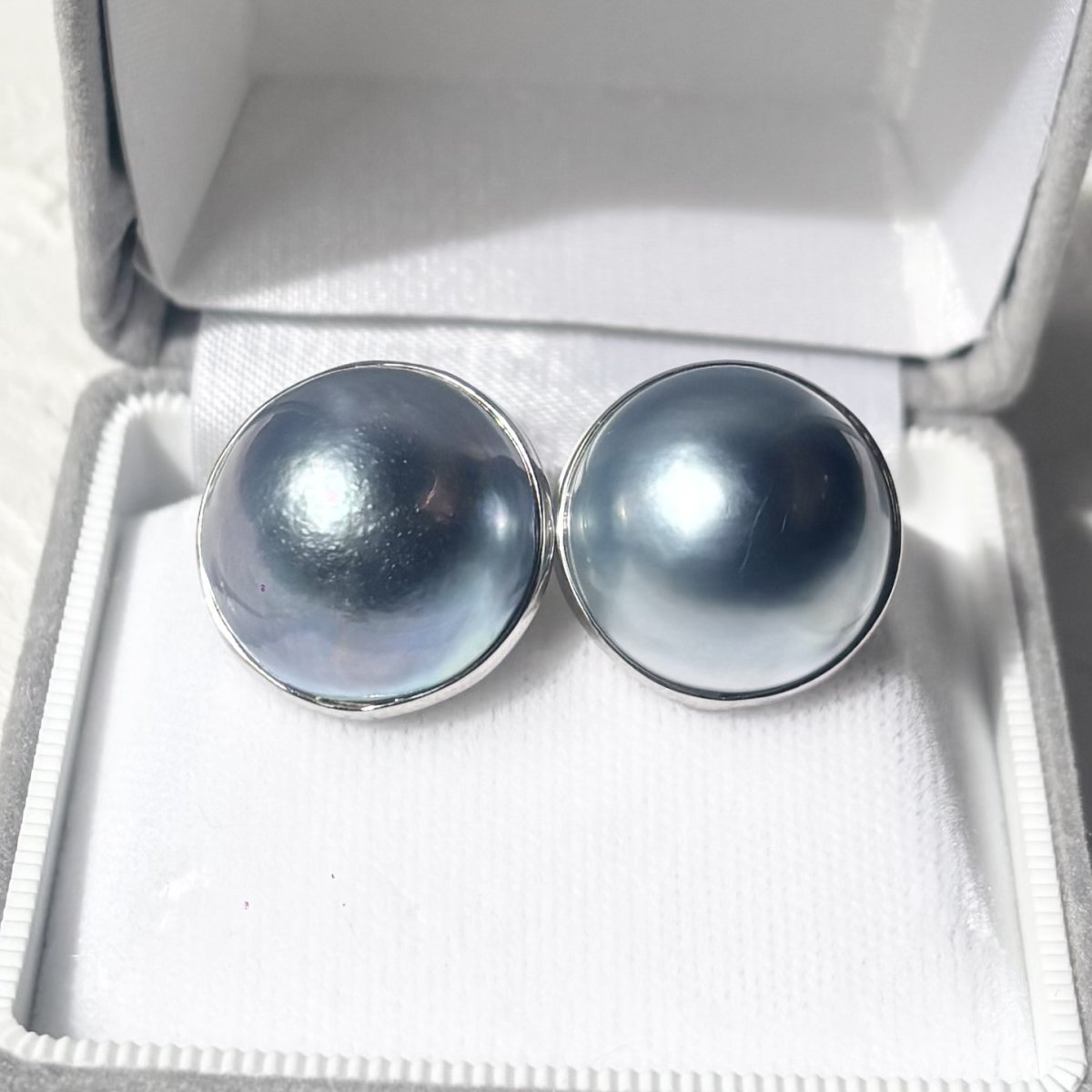 マベ真珠 パールイヤリング グレー 無調色 17-18ｍｍ 半円 シルバー製 SV925