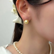 画像4: 1点物 白蝶真珠 ゴールドパールピアス 10.5-10.8mm ラウンド K18YG 直結ピアス スタッドピアス GIA宝石鑑定士保証書付き (4)