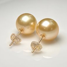 画像3: 1点物 白蝶真珠 ゴールドパールピアス 10.5-10.8mm ラウンド K18YG 直結ピアス スタッドピアス GIA宝石鑑定士保証書付き (3)