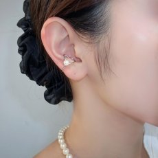 画像4: アコヤ真珠 パールイヤーカフ 5-5.5mm ハートモチーフ ホワイト ラウンド SV製  (4)