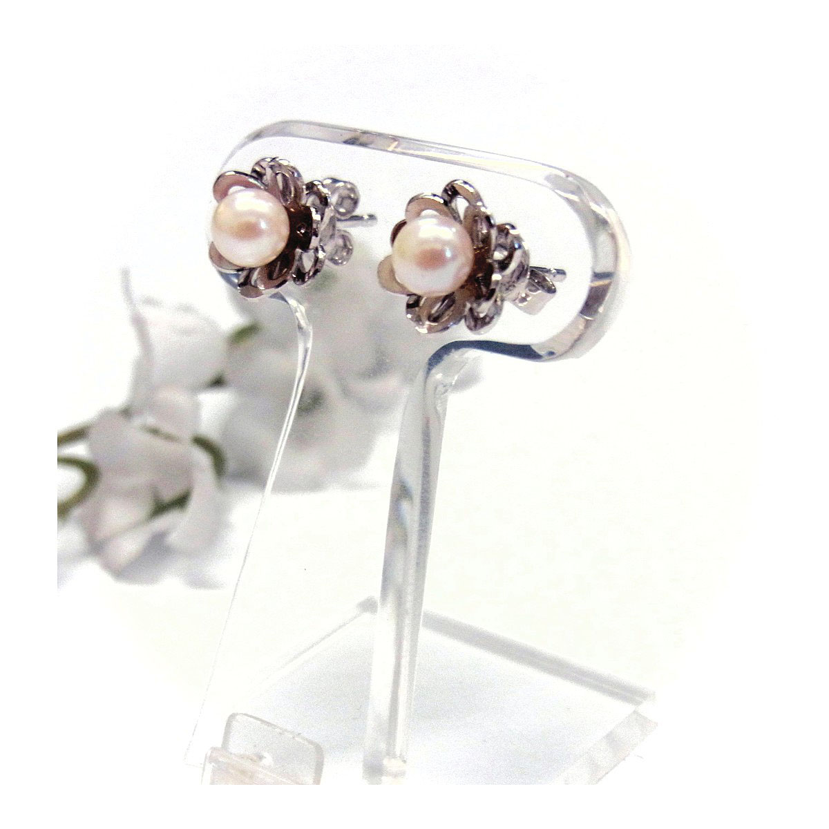 上品 ジェダイバザール4.5mm アコヤ真珠 パール ピアス プラチナ