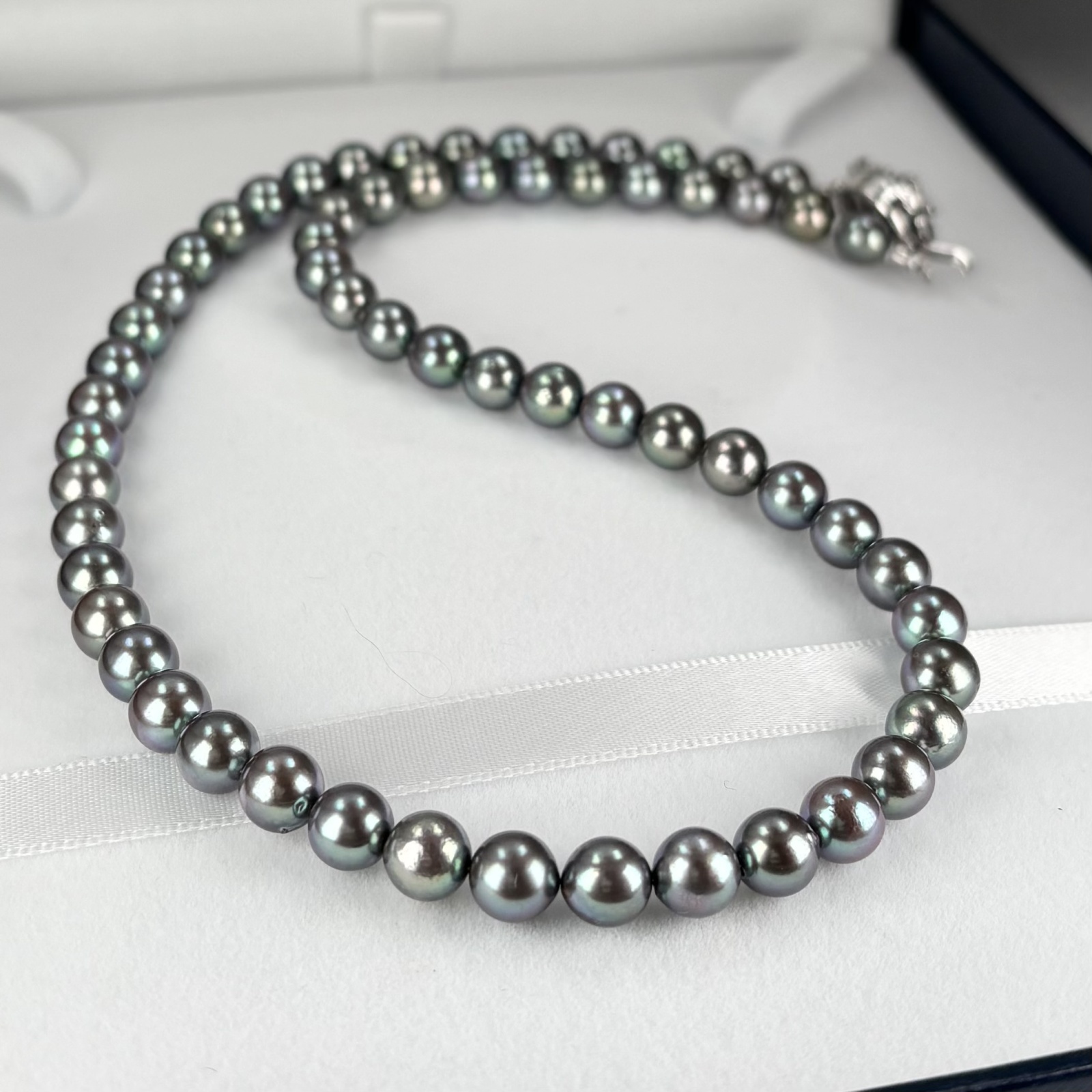 アコヤ黒真珠 ブラックパールネックレス 6.5-7mm ラウンド〜セミ